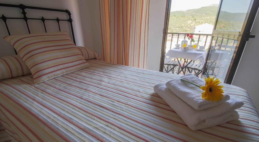 Hostal Alba Taruta Guadalupe  Ngoại thất bức ảnh